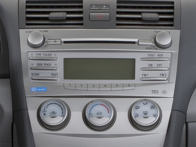 2010 Toyota CAMRY LE