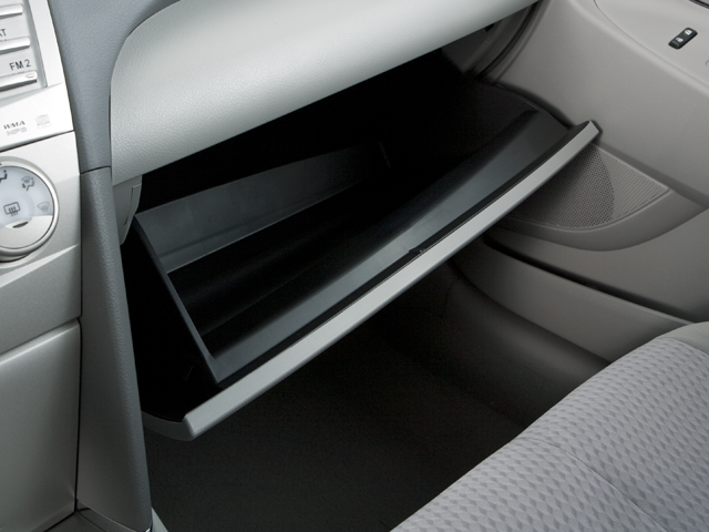 2010 Toyota CAMRY LE