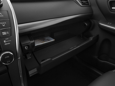 2016 Toyota Camry Hybrid XLE