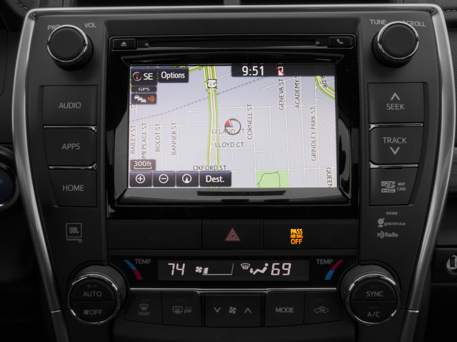 2016 Toyota Camry Hybrid XLE