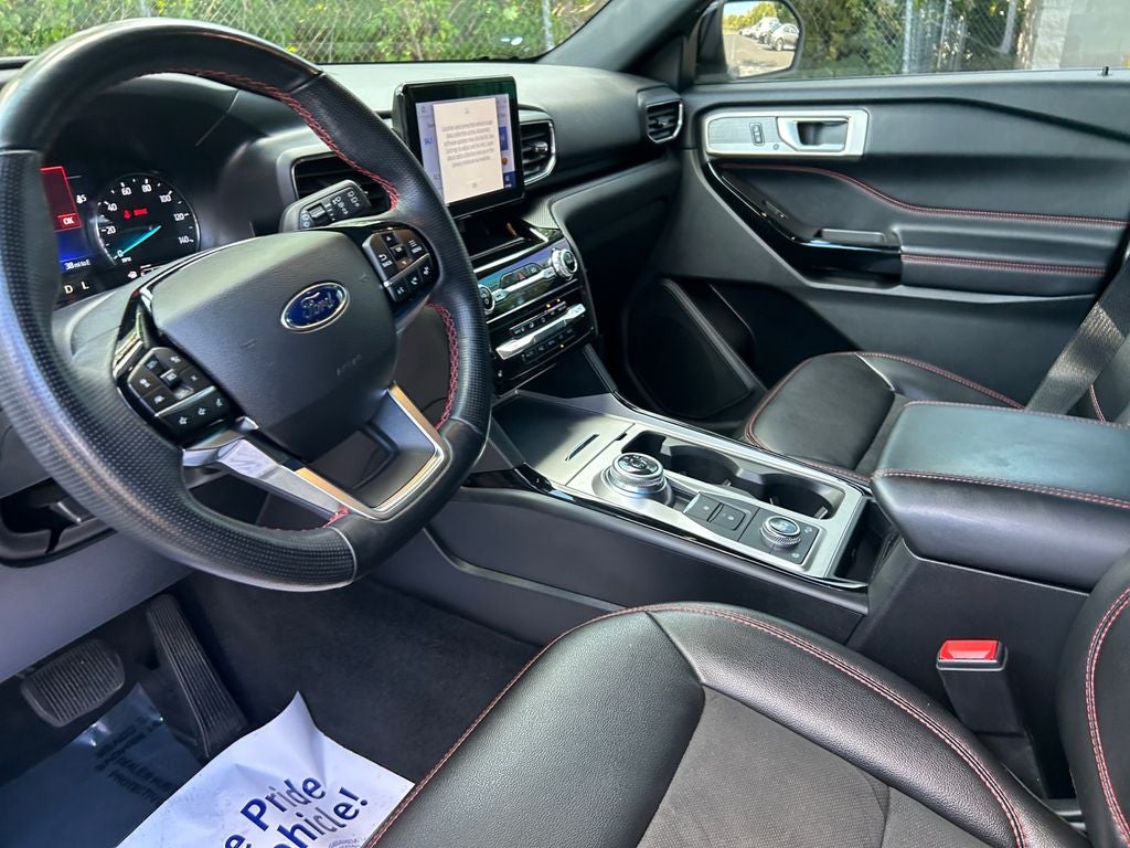 2022 Ford Explorer ST-Line
