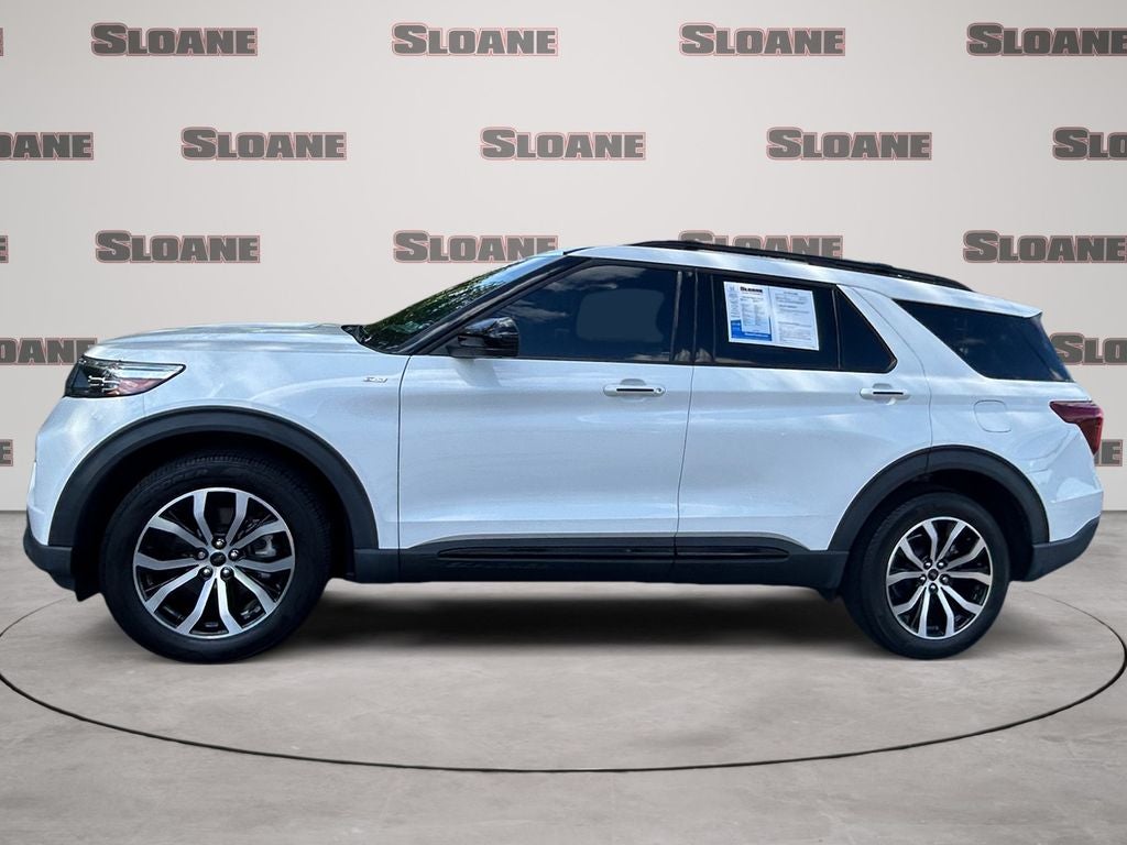2022 Ford Explorer ST-Line