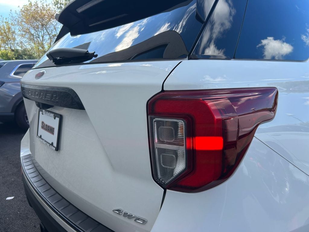 2022 Ford Explorer ST-Line