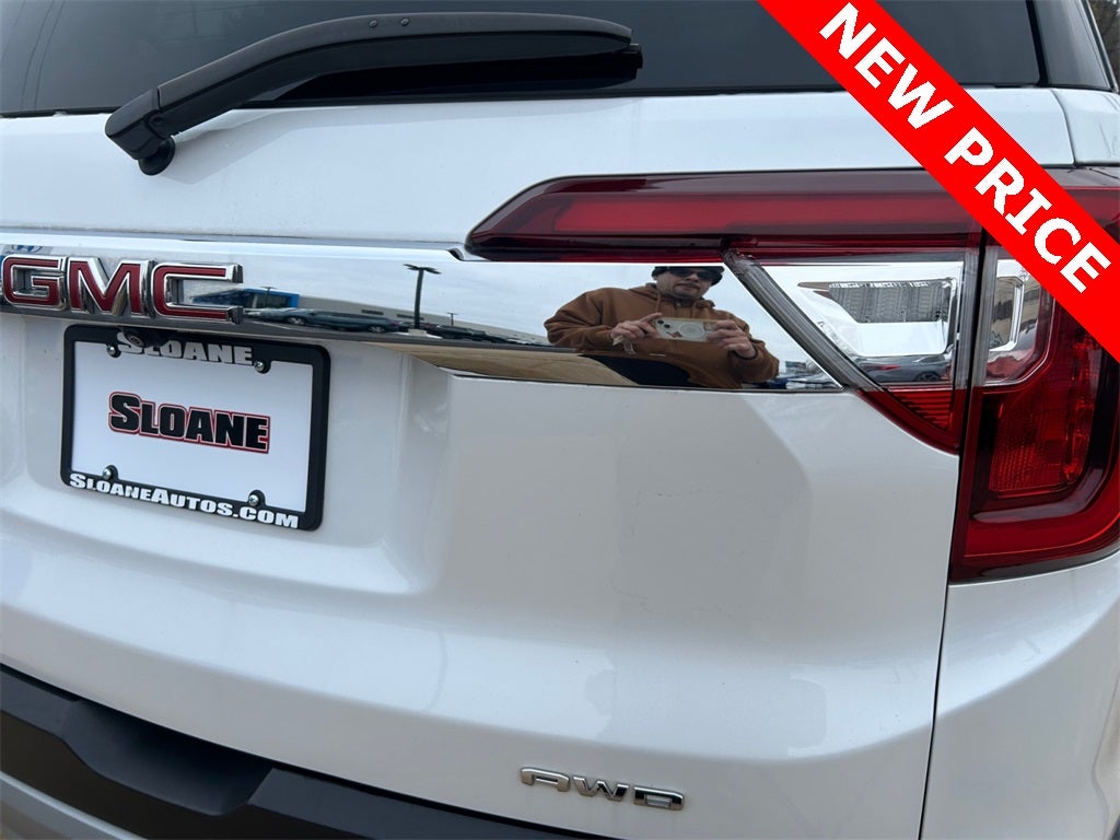 2023 GMC Acadia SLT
