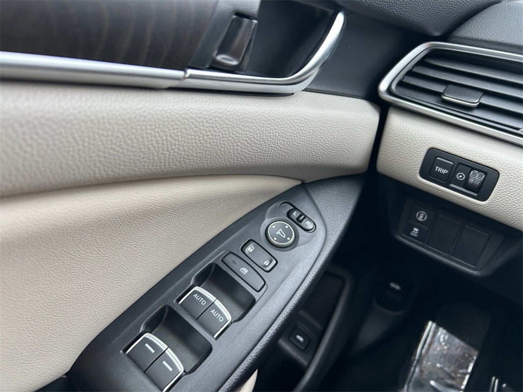 2019 Honda Accord EX