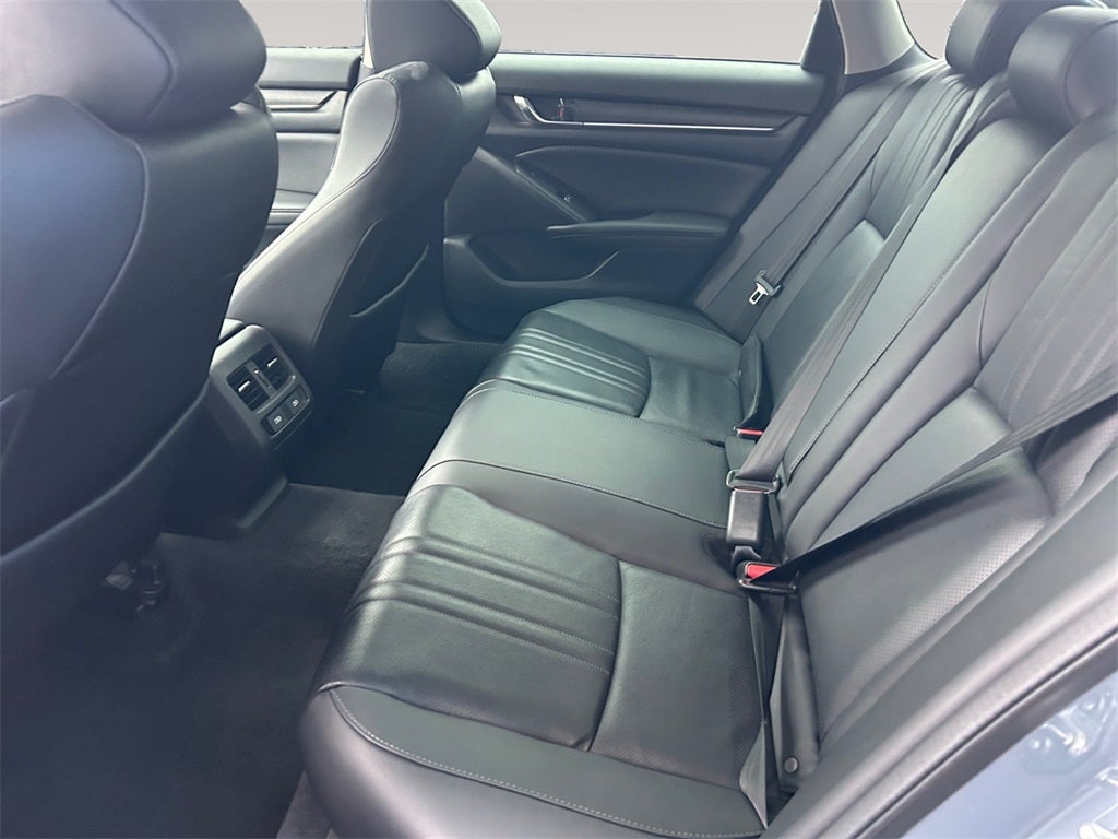 2022 Honda Accord Touring 2.0T