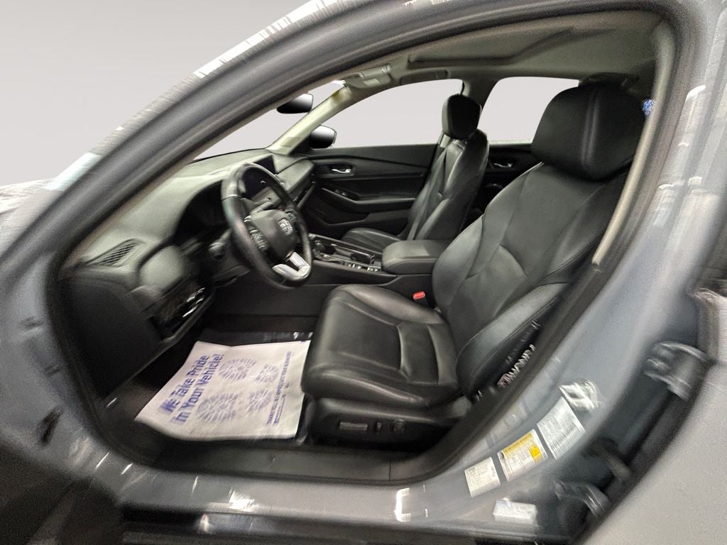 2023 Honda Accord Hybrid Touring w/o BSI