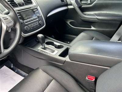 2016 Nissan Altima 2.5 SR