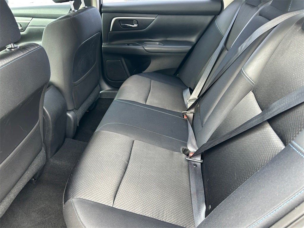 2016 Nissan Altima 2.5 SR