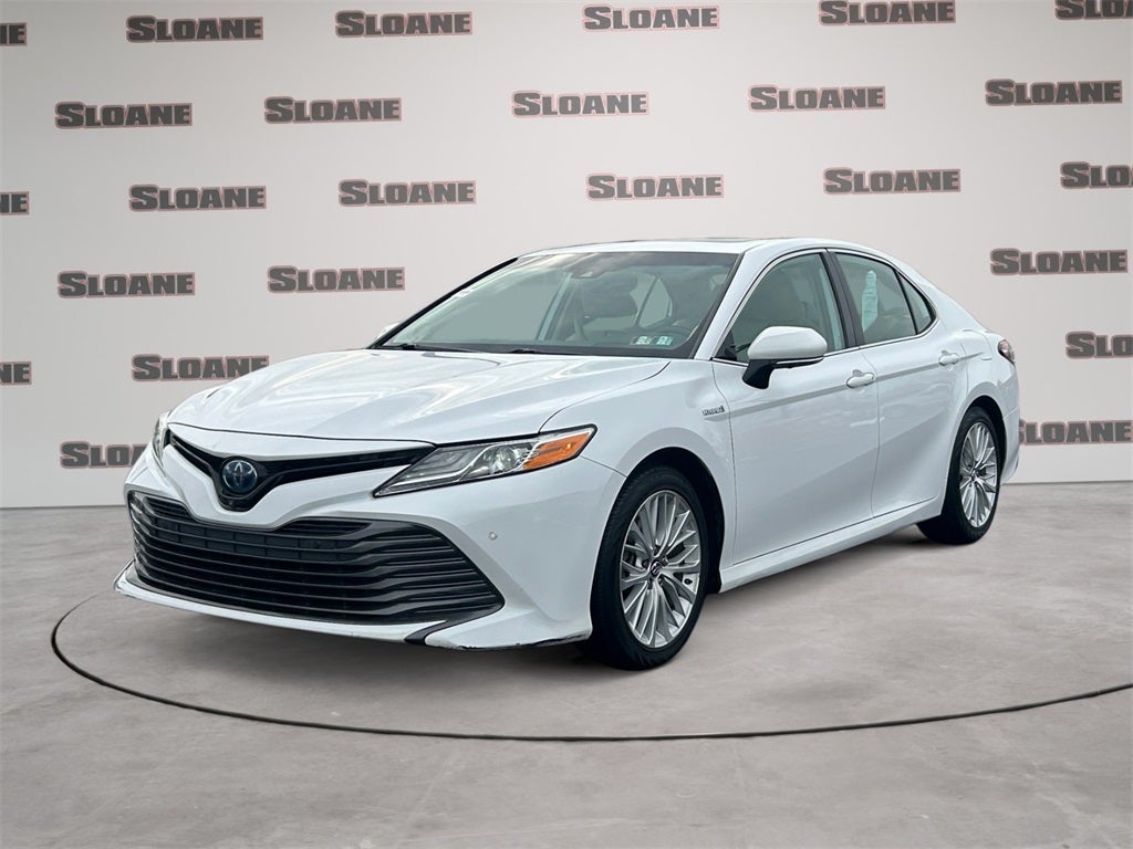 2019 Toyota Camry Hybrid XLE