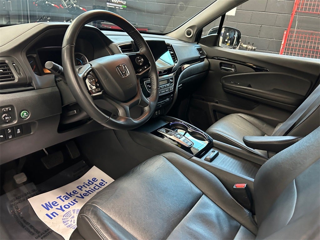 2022 Honda Pilot Touring 7 Passenger