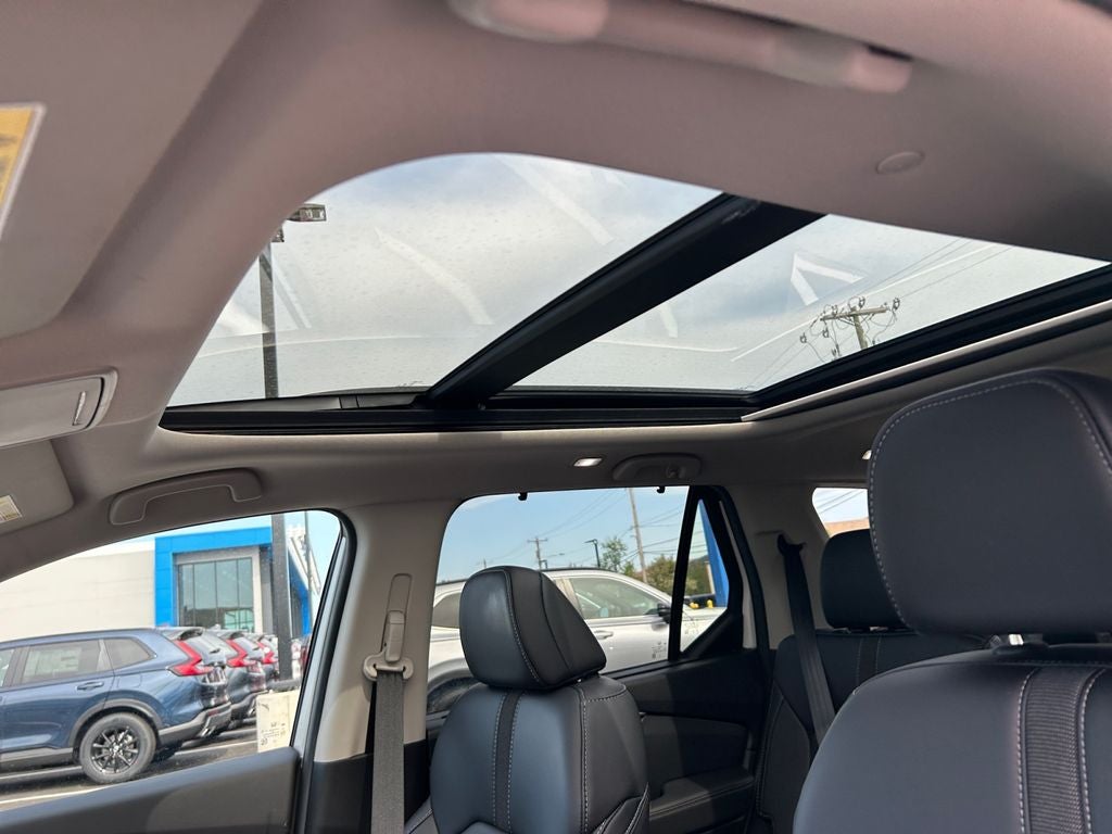 2025 Honda Pilot Touring