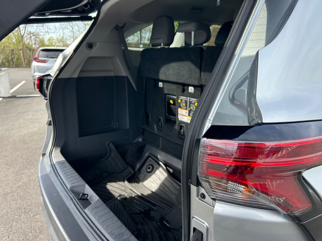 2022 Toyota Sienna XLE 7 Passenger