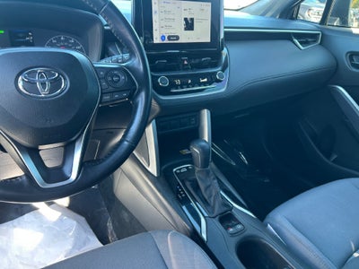 2023 Toyota Corolla Cross Hybrid SE