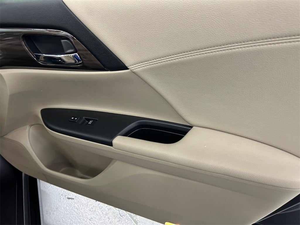 2017 Honda Accord Hybrid Touring