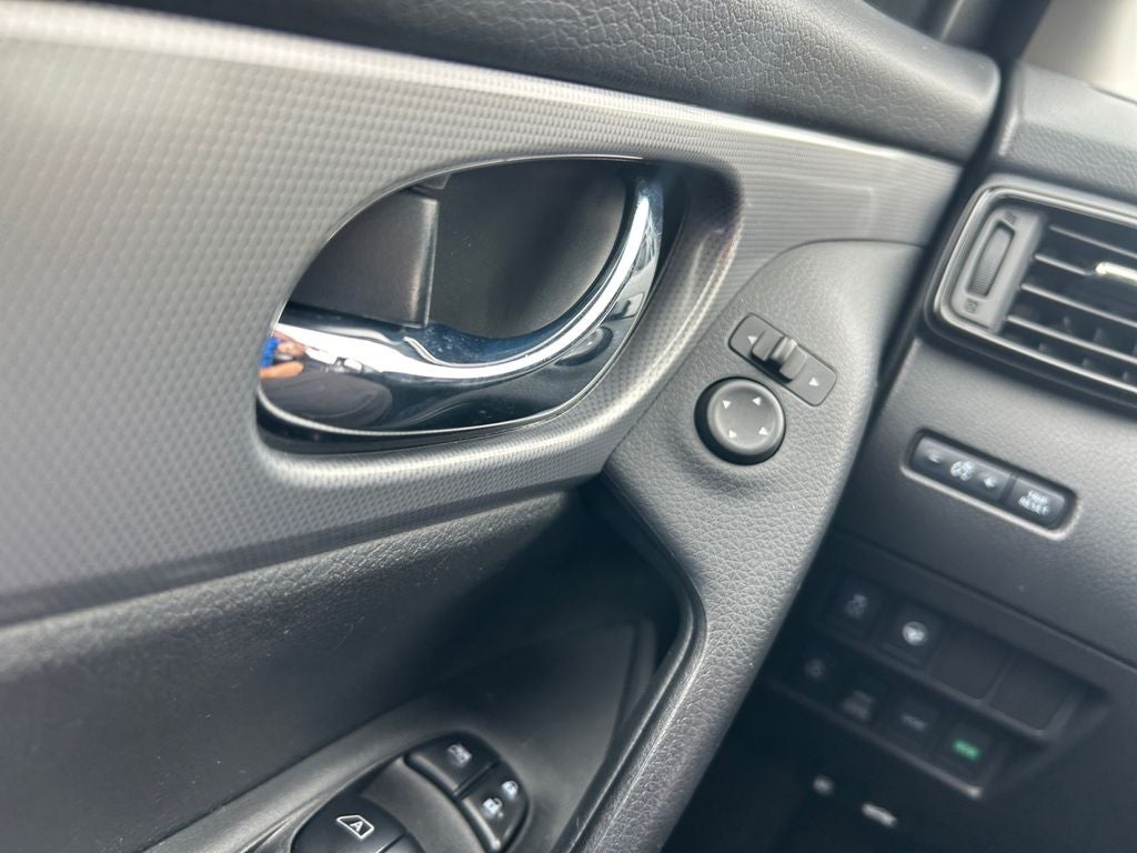 2020 Nissan Rogue Sport SV