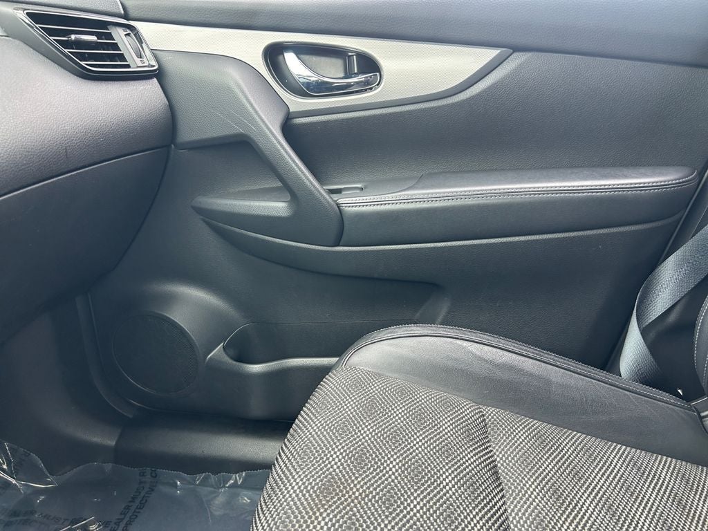 2020 Nissan Rogue Sport SV