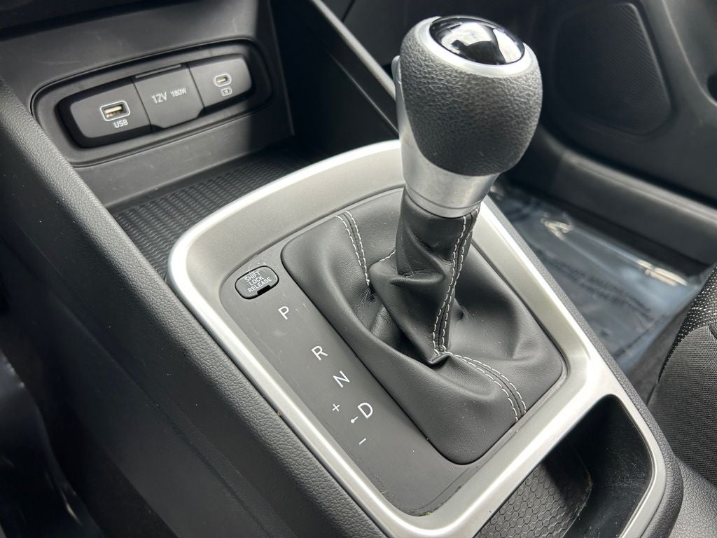 2023 Hyundai Venue SE