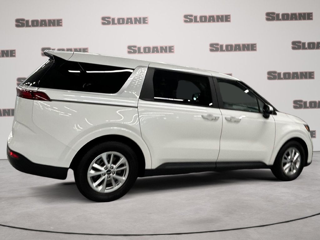 2022 Kia Carnival LX