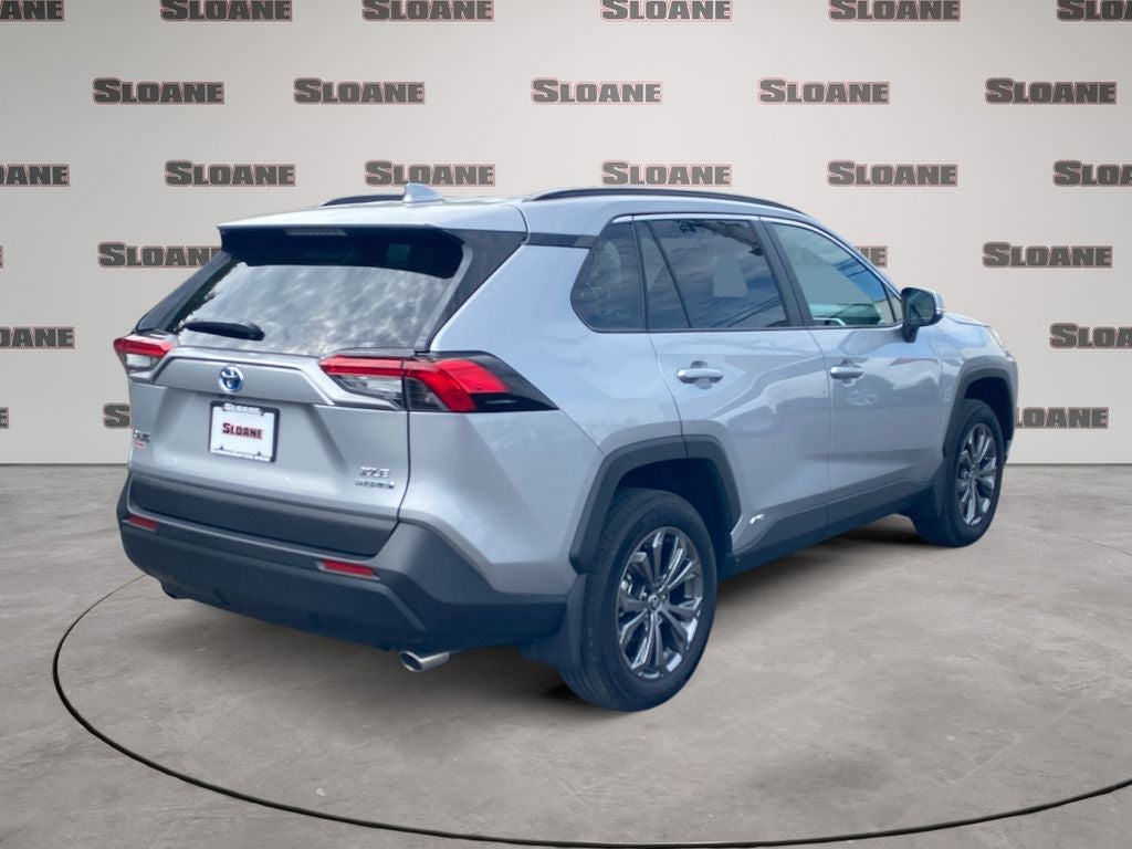 2024 Toyota RAV4 HYBRID XLE Premium