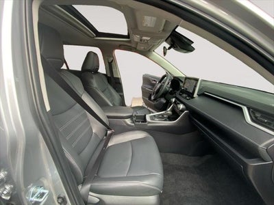 2024 Toyota RAV4 HYBRID XLE Premium