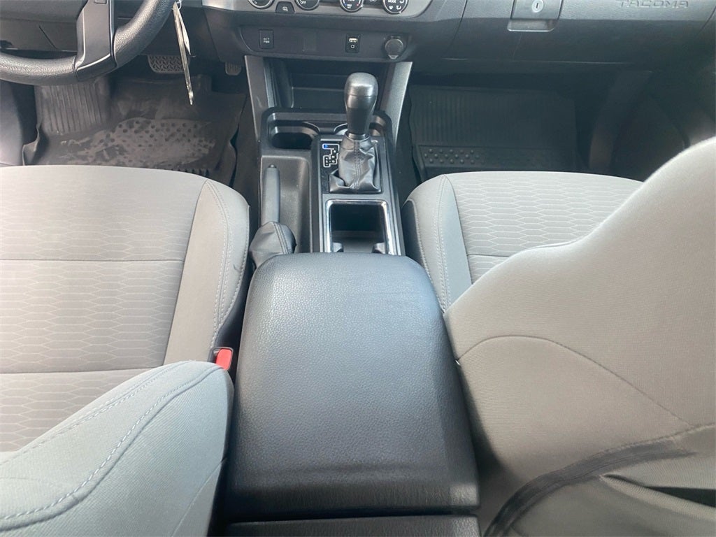 2019 Toyota TACOMA SR SR5 V6