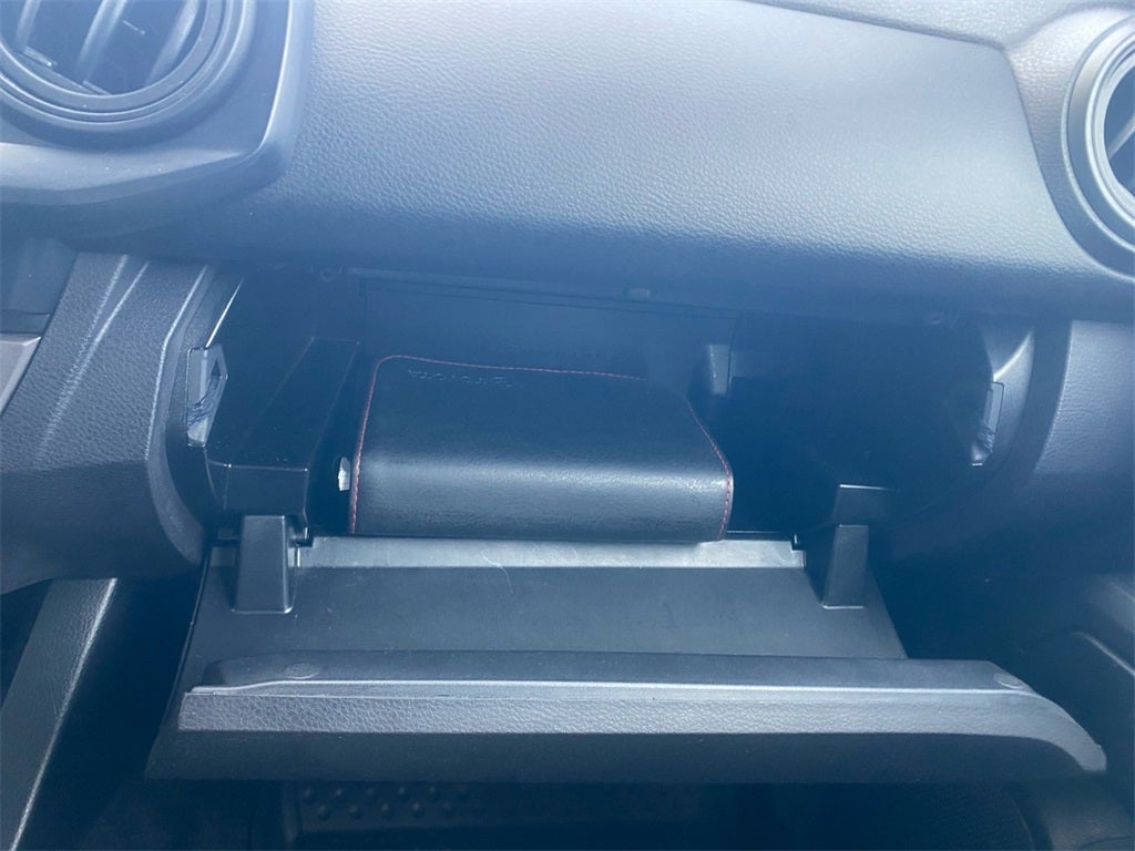 2019 Toyota TACOMA SR SR5 V6