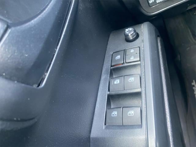 2019 Toyota TACOMA SR SR5 V6