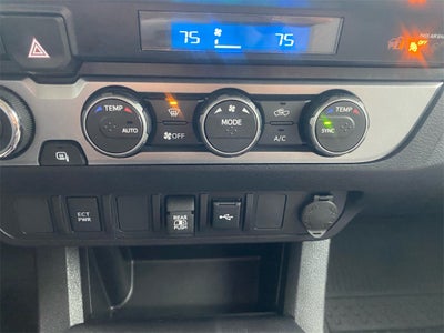 2022 Toyota TACOMA SR5 SR5 V6