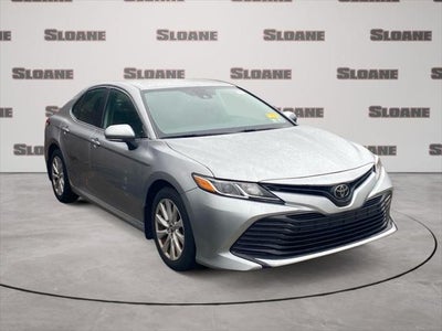 2019 Toyota CAMRY LE