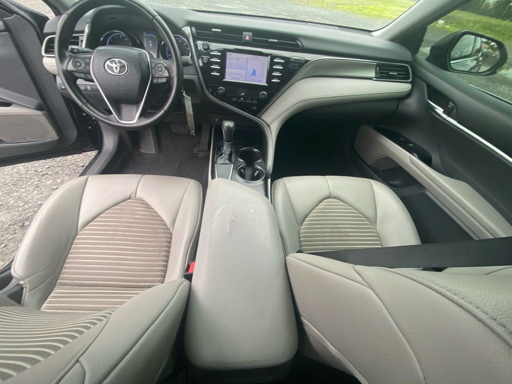2019 Toyota CAMRY SE