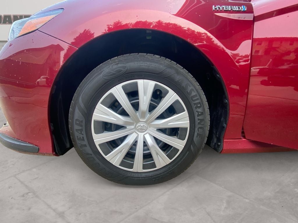 2019 Toyota Camry Hybrid LE