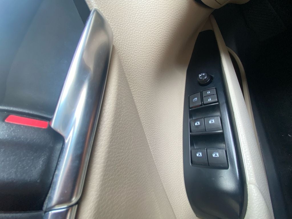 2019 Toyota Camry Hybrid LE