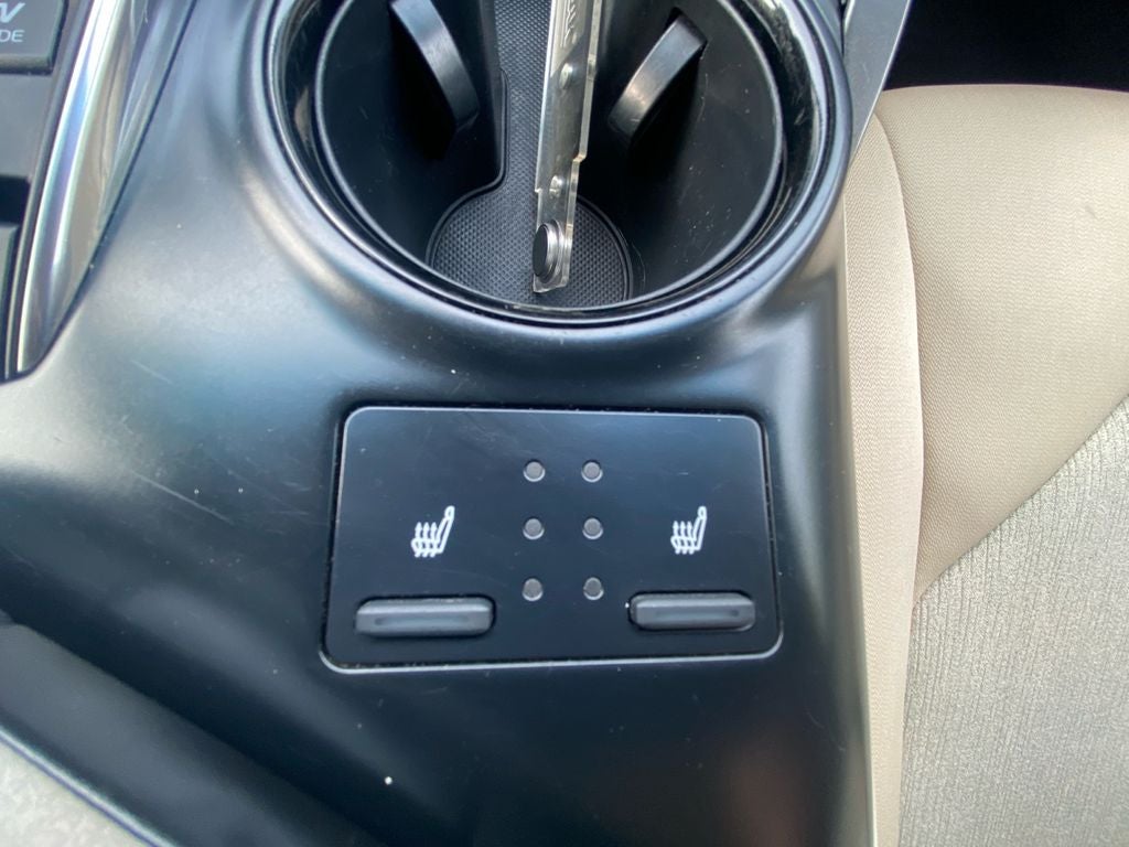 2019 Toyota Camry Hybrid LE