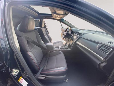 2016 Toyota CAMRY SE