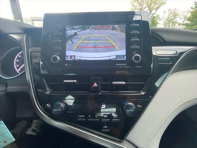 2024 Toyota CAMRY LE