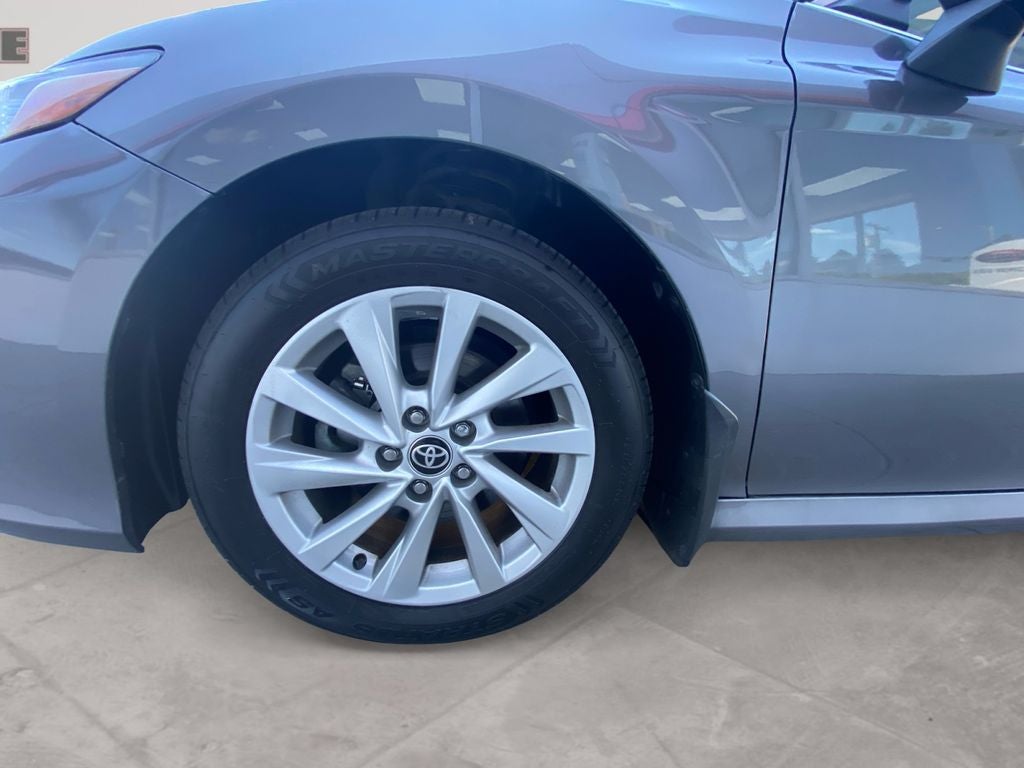 2023 Toyota CAMRY LE