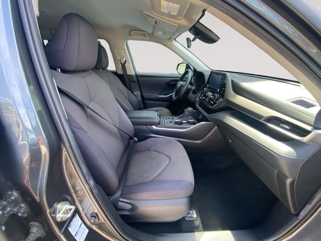 2020 Toyota Highlander L