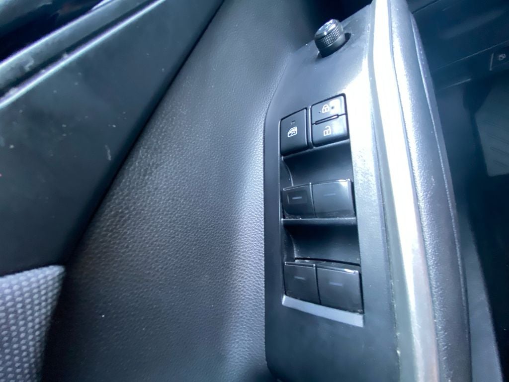 2020 Toyota Highlander L