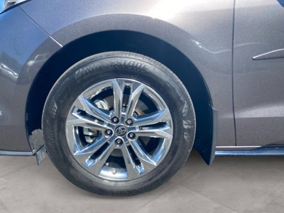 2023 Toyota Sienna Platinum 7 Passenger