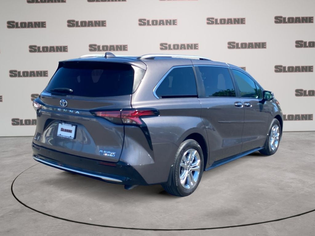 2023 Toyota Sienna Platinum 7 Passenger