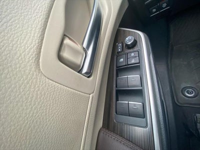 2023 Toyota Sienna Platinum 7 Passenger