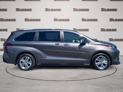 2023 Toyota Sienna Platinum 7 Passenger
