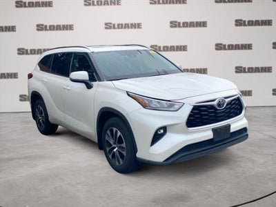 2020 Toyota HIGHLANDER XLE