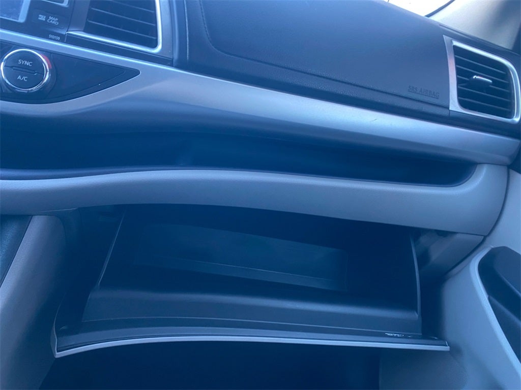 2016 Toyota HIGHLANDER XLE V6