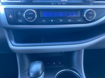 2016 Toyota HIGHLANDER XLE V6