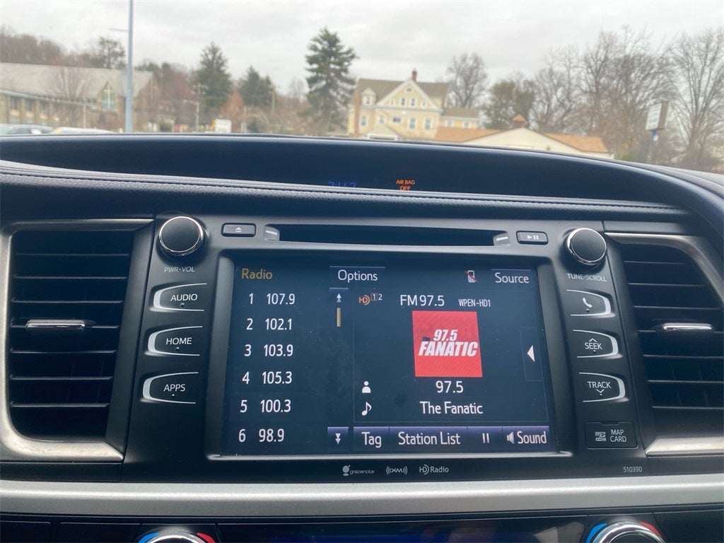 2019 Toyota HIGHLANDER XLE