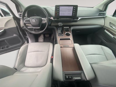 2023 Toyota Sienna XLE 7 Passenger