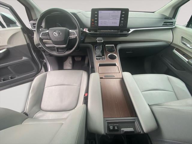2023 Toyota Sienna XLE 7 Passenger