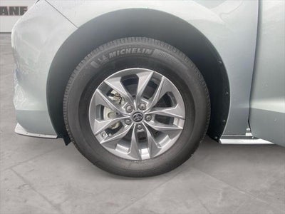 2023 Toyota Sienna XLE 7 Passenger